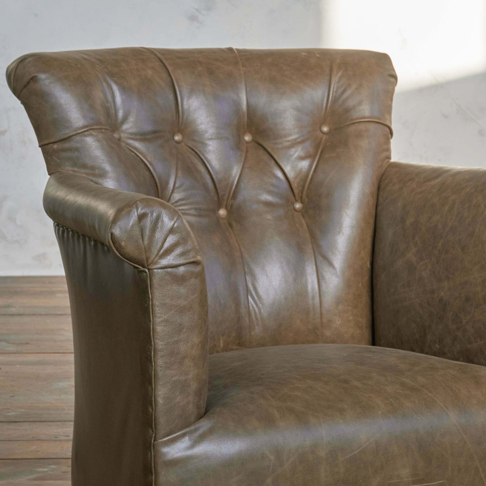 Howard And Sons Woodstock Armchair   Green Leather photo vintage