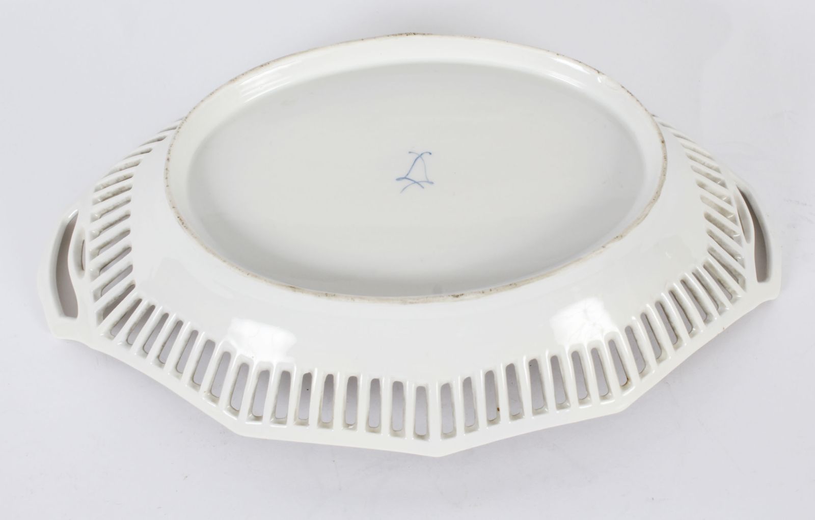 photo furniture Antique French Sevres Oval Porcelain Dish Late 19th Century