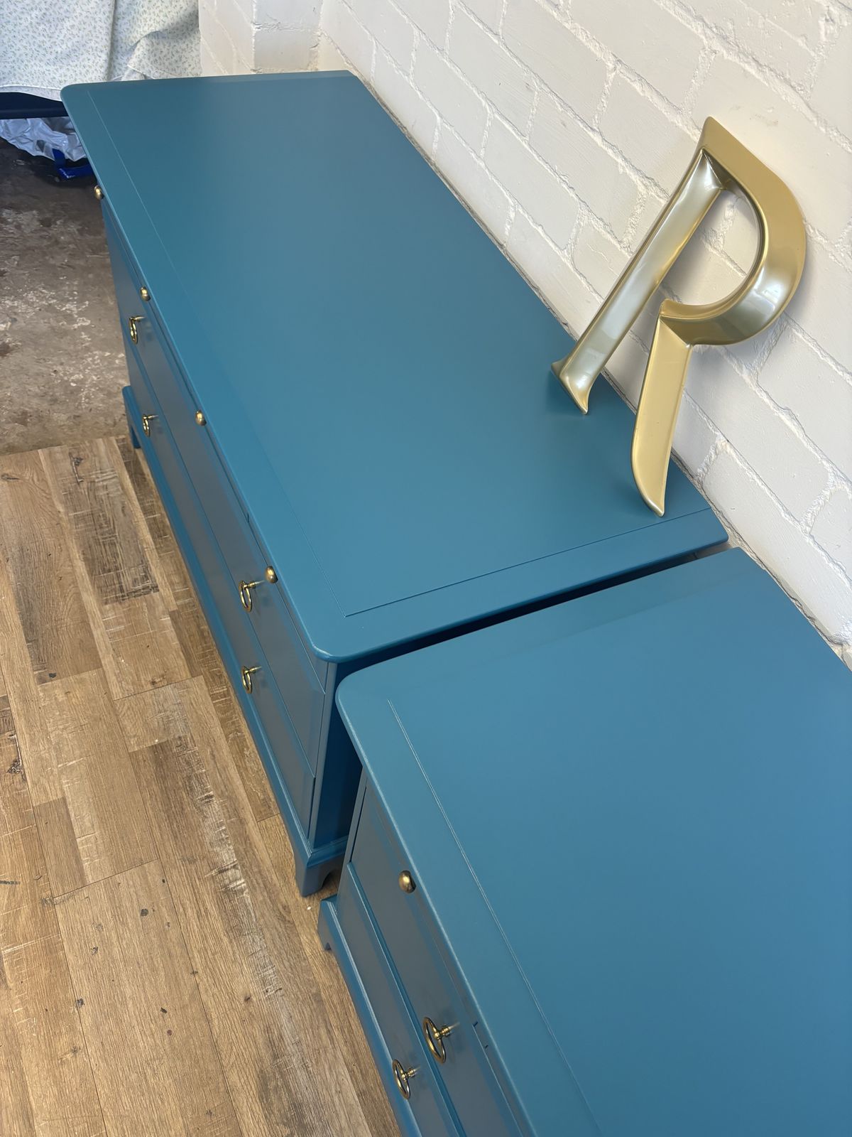 Stag Minstrel Pair Of 4 Over 2 Chest Of Drawers Painted Little Greene Marine Blue photo vinterior
