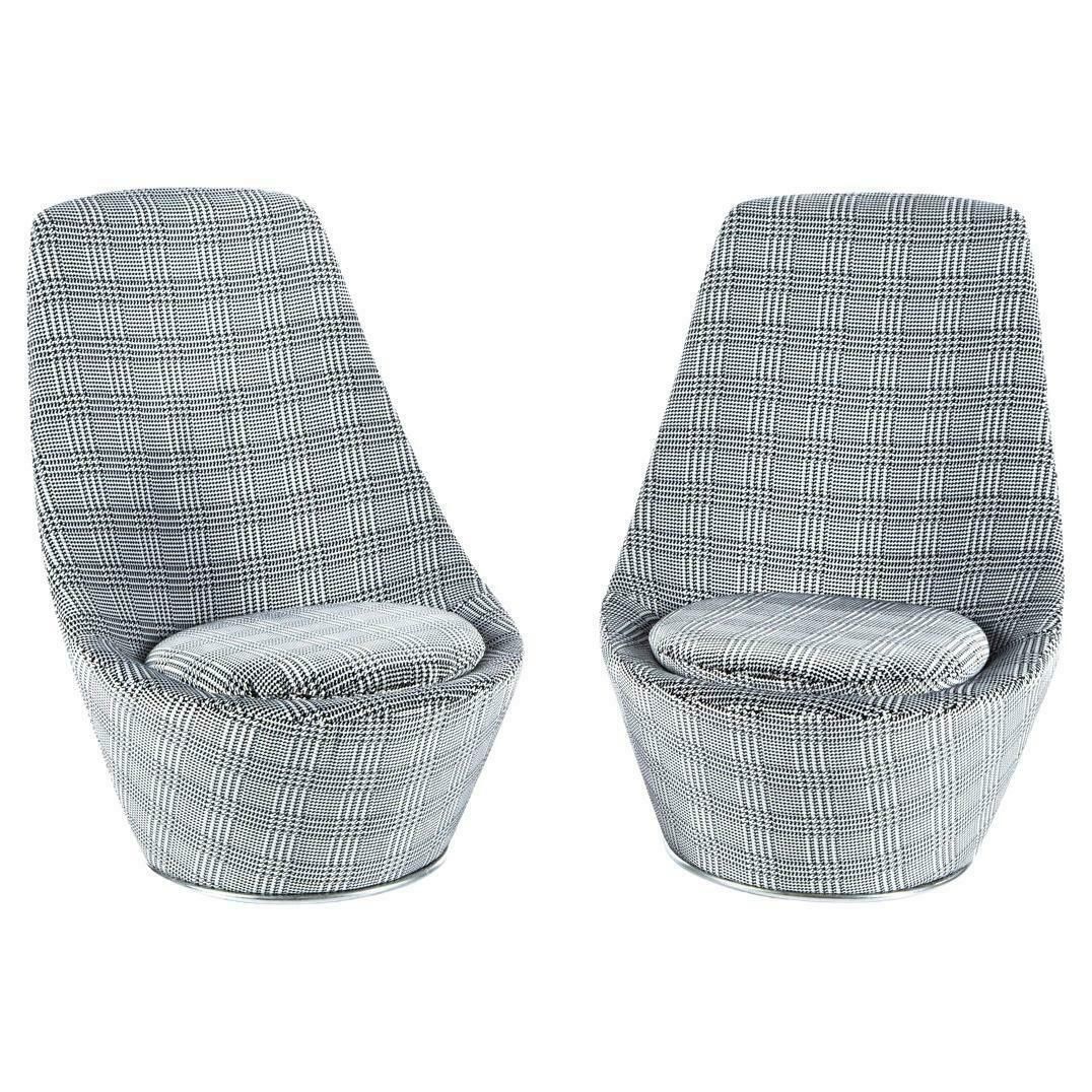 A Set Of 2 Armchairs, 1600s, Antique