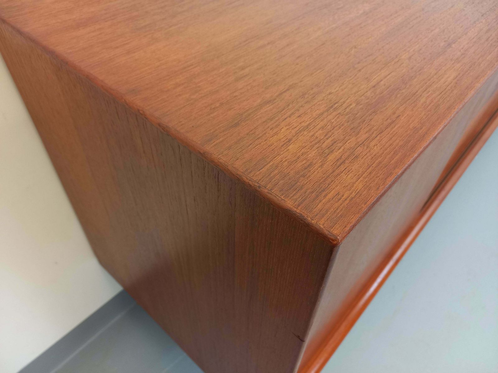 photo vinterior Edvard Valentinsen Sideboard For Samcom In Teak