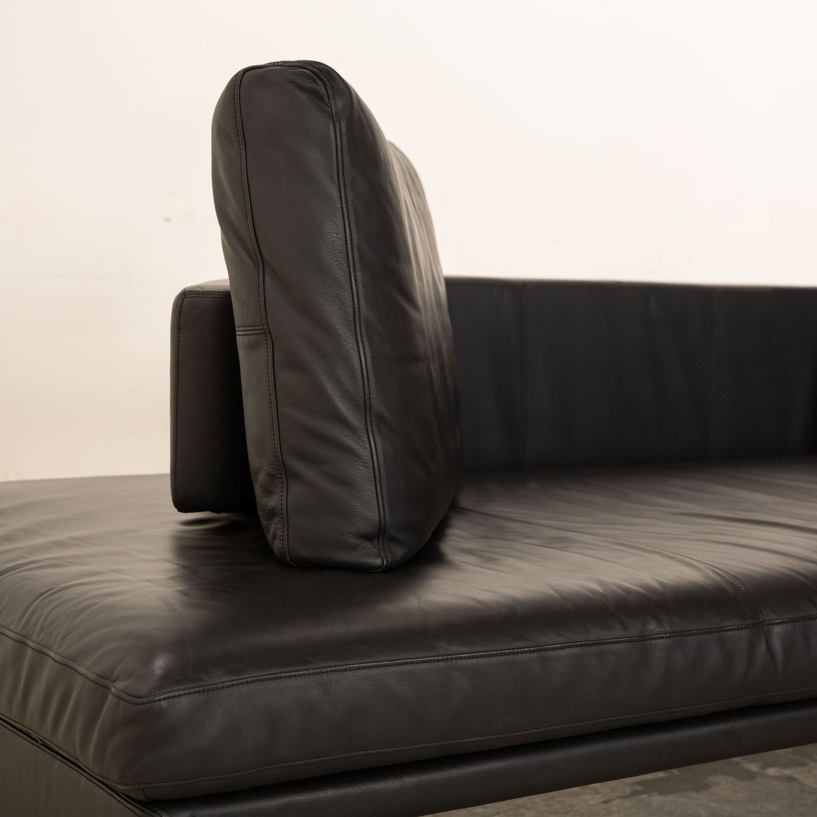 Canapé 3 places Walter Knoll Together en cuir anthracite, fonction manuelle photo Mobilier
