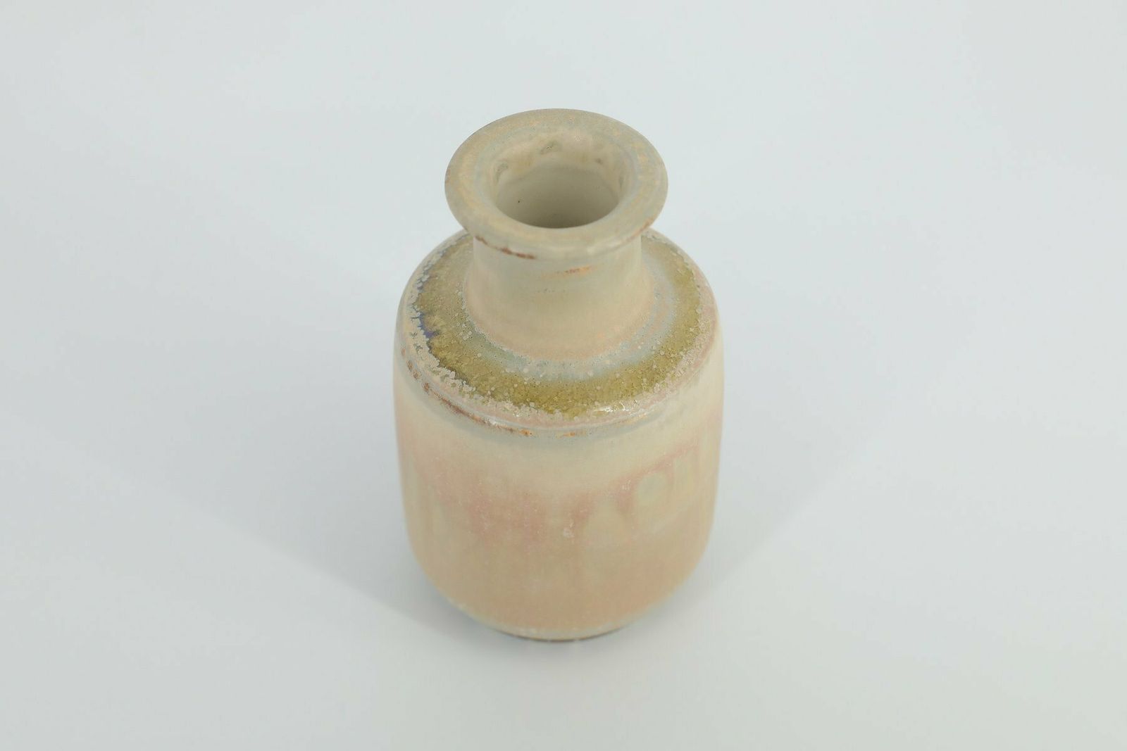 Klein Mid Century Scandinavisch Modern Verzamelbaar Stoneware Vaasje Van Gunnar Borg Voor Höganäs Ceramics, Jaren 1960 photo furniture