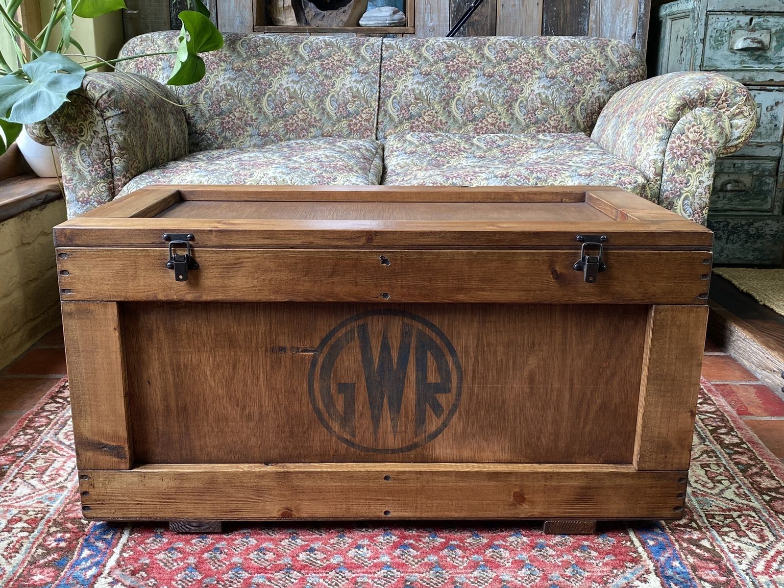 Wooden Trunk Chest For Vinyl Record Collection | Handmade To Order | Customisable photo furniture