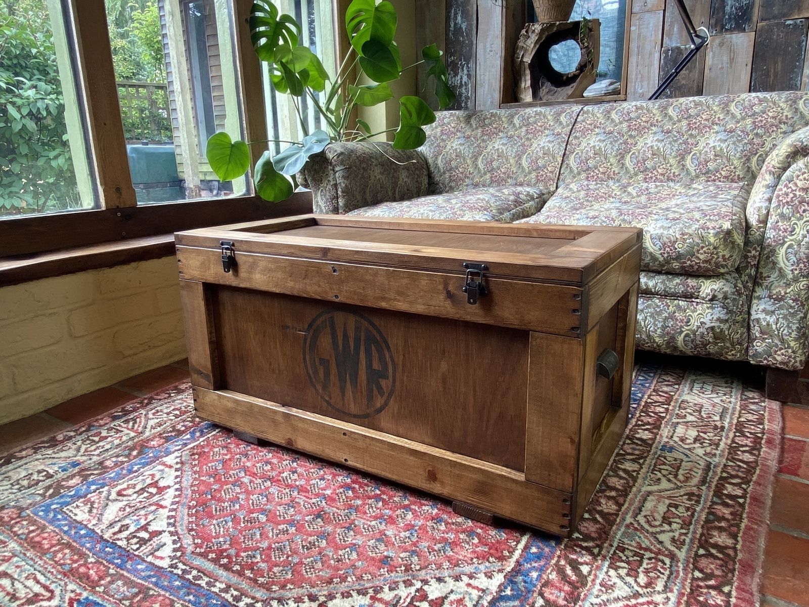 Wooden Trunk Chest For Vinyl Record Collection | Handmade To Order | Customisable photo vinterior