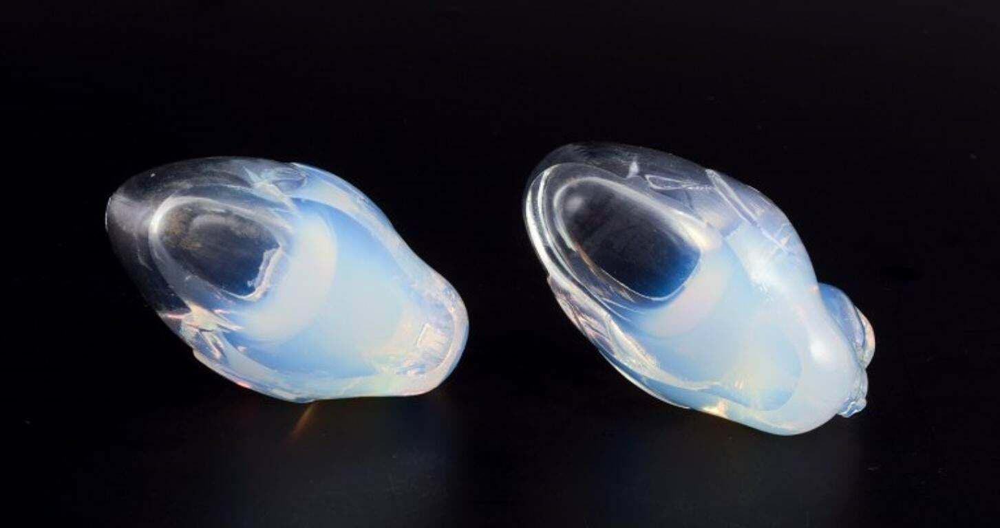 Sabino, France. Two Ducks In Art Deco Opaline Art Glass With A Bluish Tint. photo vinterior