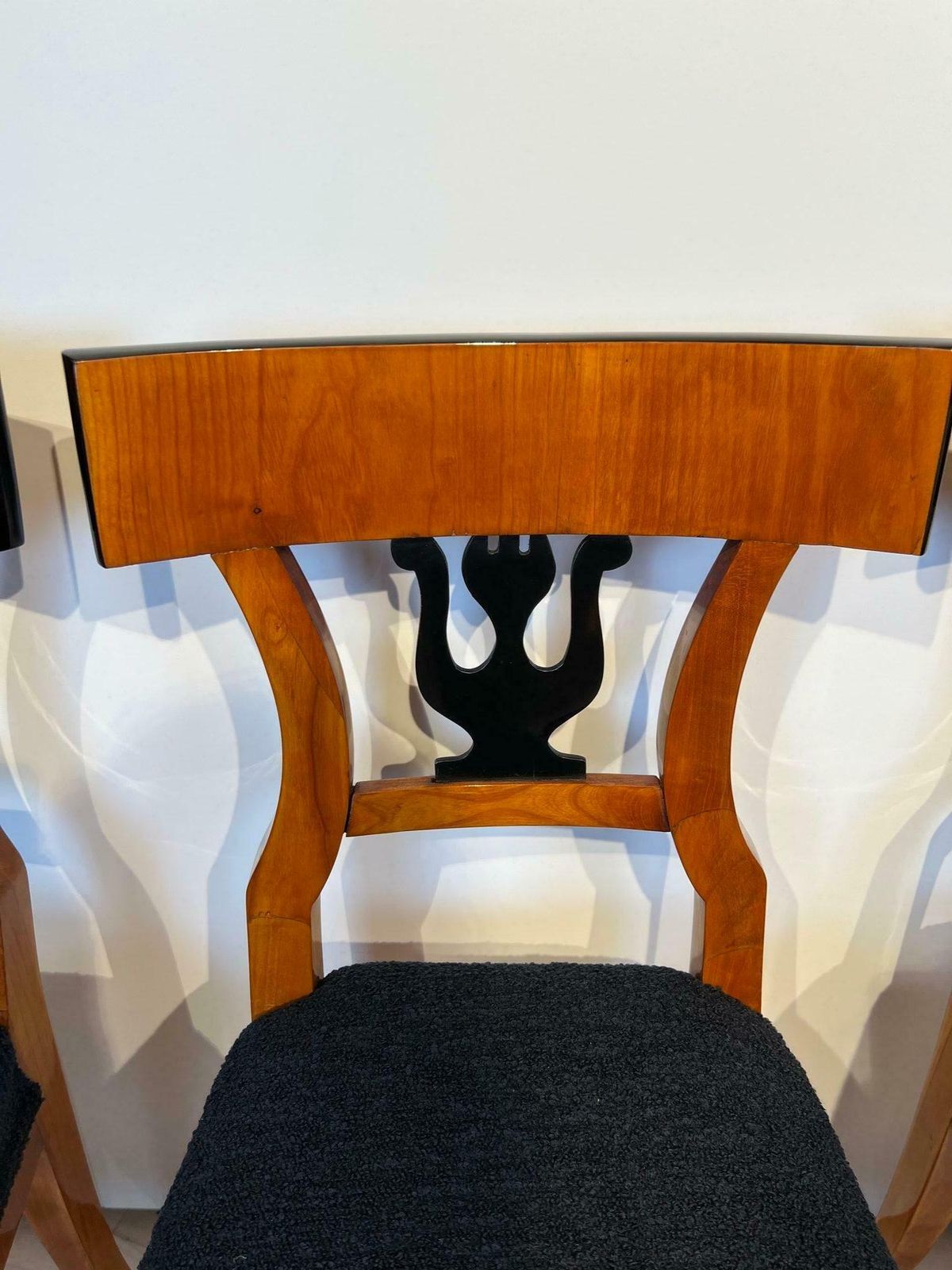 photo vinterior Set Of Four Biedermeier Chairs, Cherry Veneer, South Germany Circa 1830