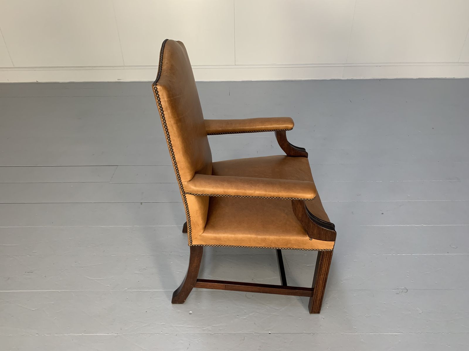 George Smith “Gainsborough” Unbuttoned Carver Armchair – In Tan Brown Leather photo buy
