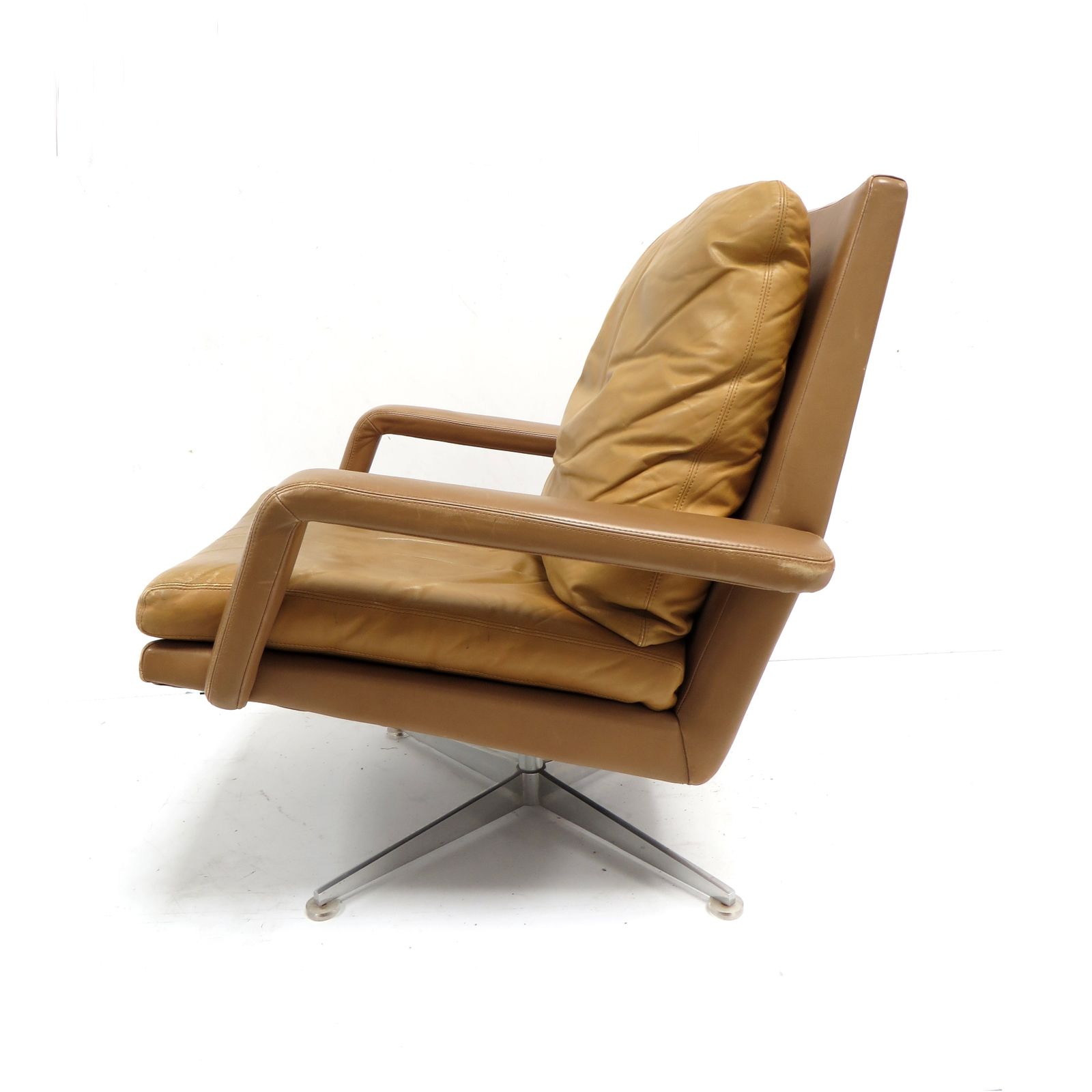 Vintage Swivel Chair Designed By Hans Kaufeld In The 60s photo 1341.0