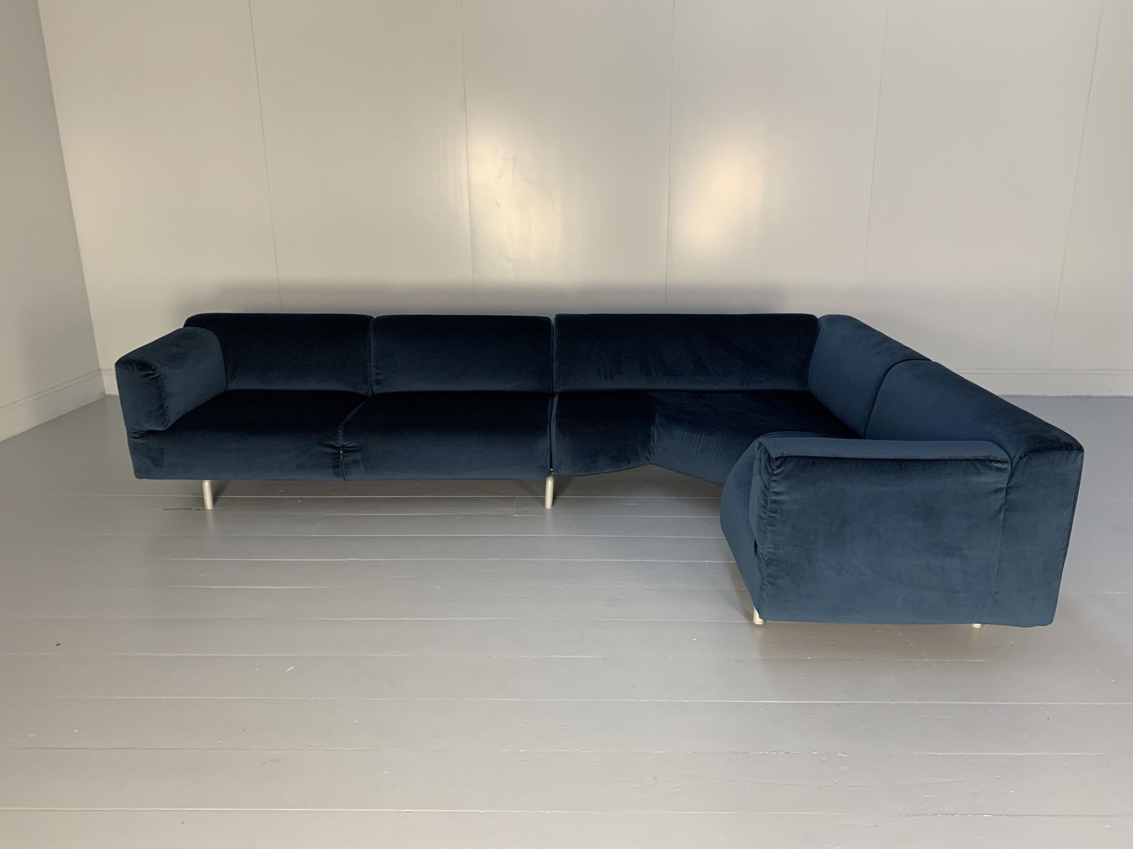 Cassina “250 Met” L Shape Sectional Sofa – In Navy Blue Velvet photo Furniture