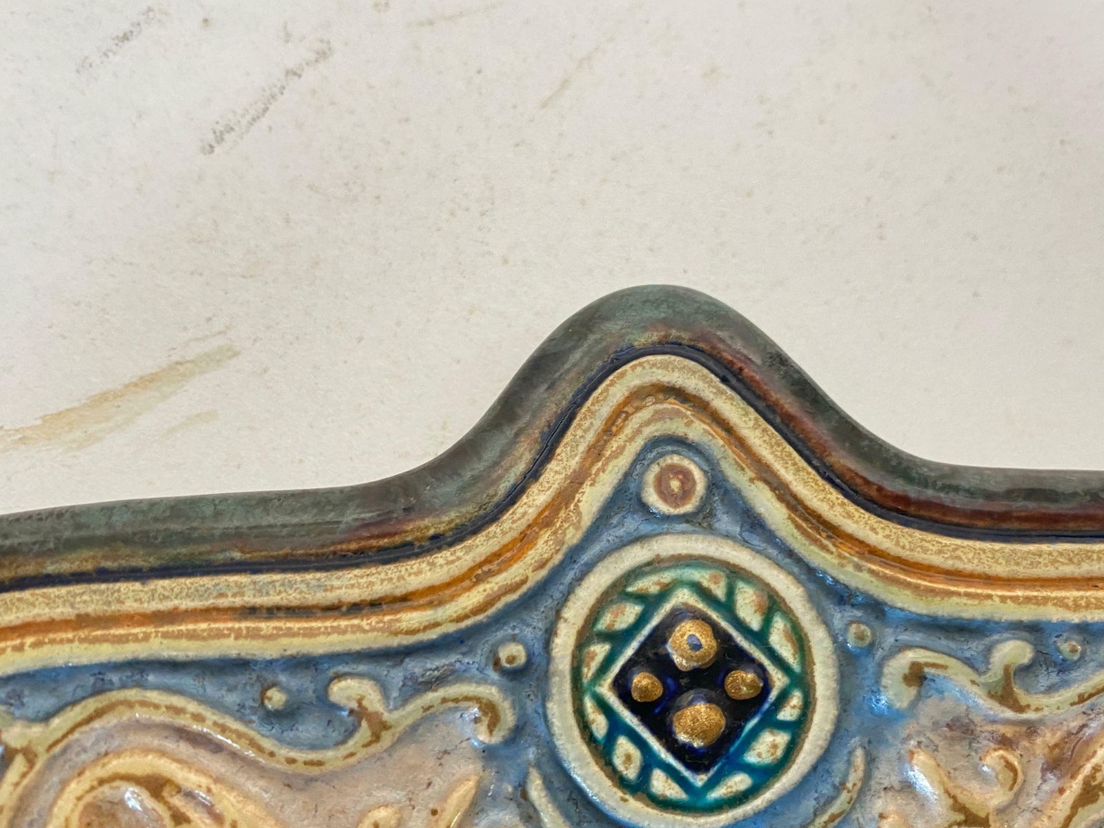Large Wall Decorative Dish In Majolica Green Brown Color Henriot Quimper France photo 476.0