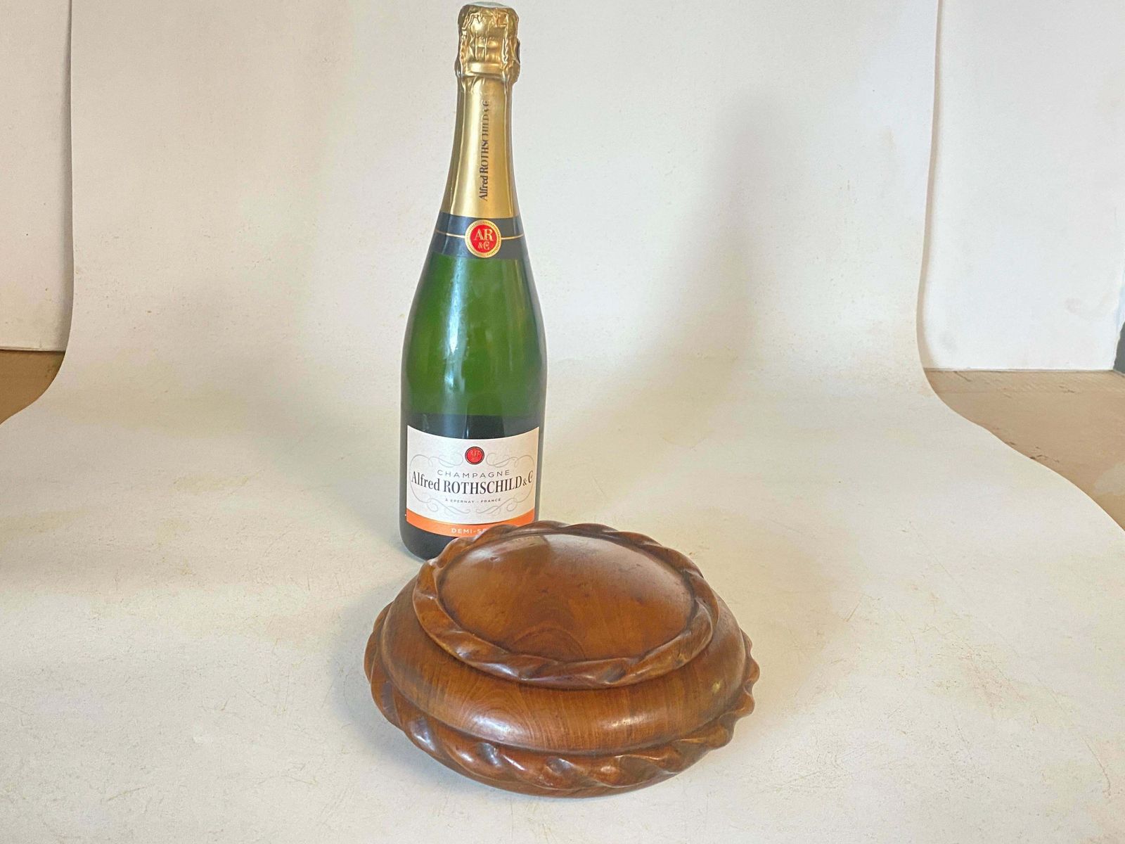 Rounded Wooden Box In Wood France 1960, Brown Color photo vinterior