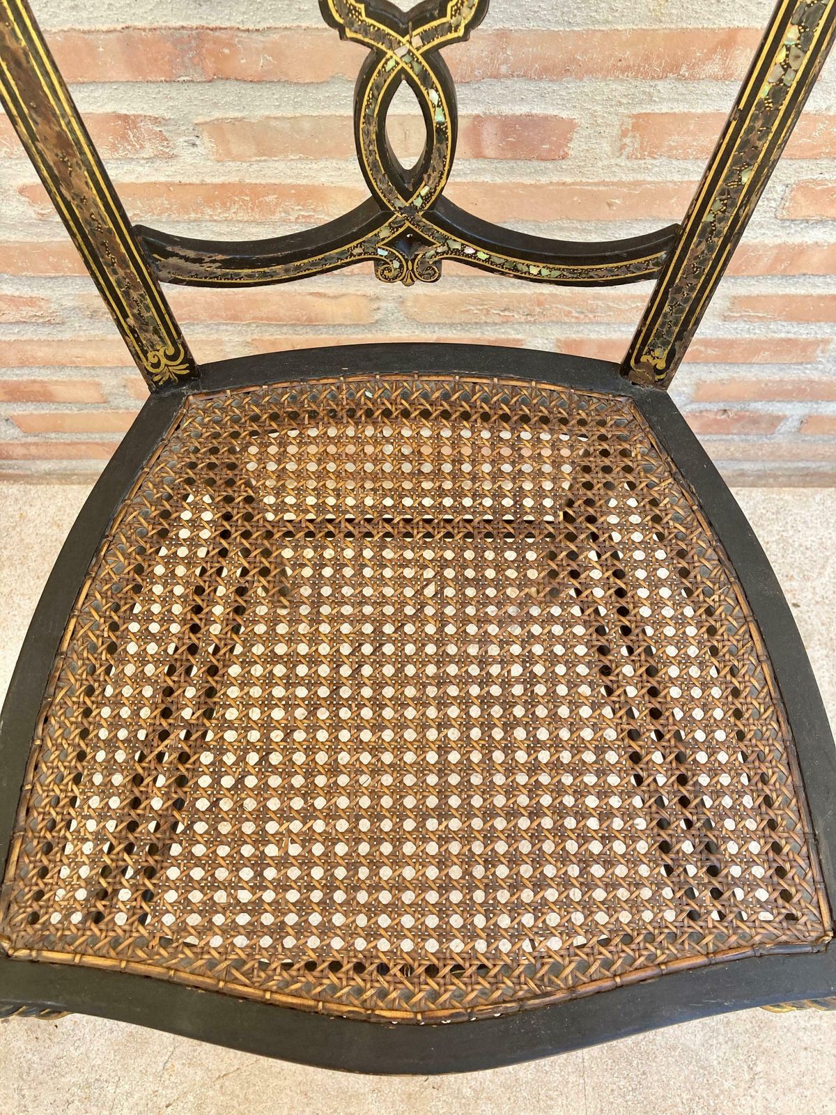 photo vinterior Chaises élisabéthaines laquées noires, 1840, lot de 2