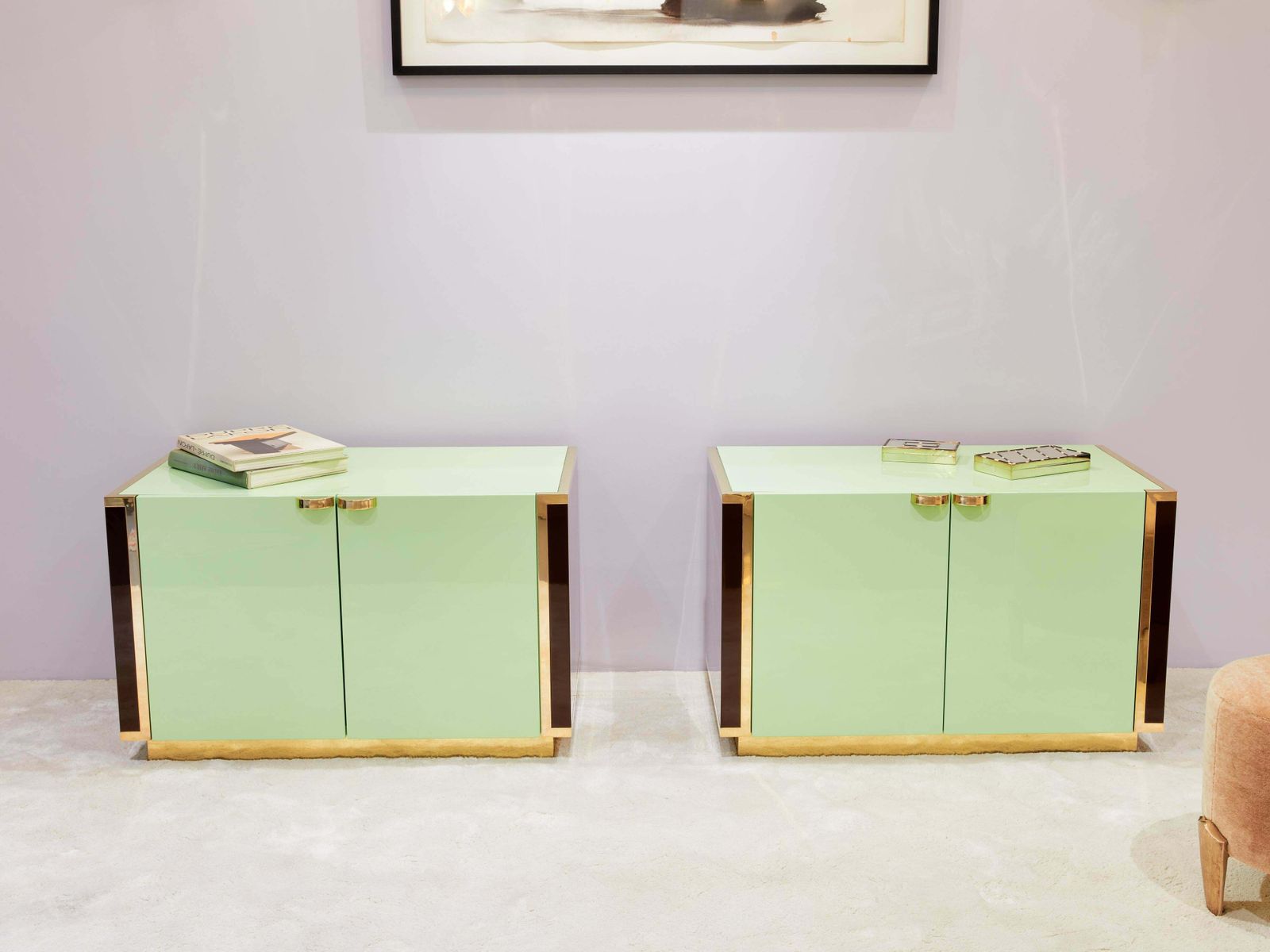 photo furniture Paire de petites commodes J.C. Mahey en laque verte et laiton, années 1970