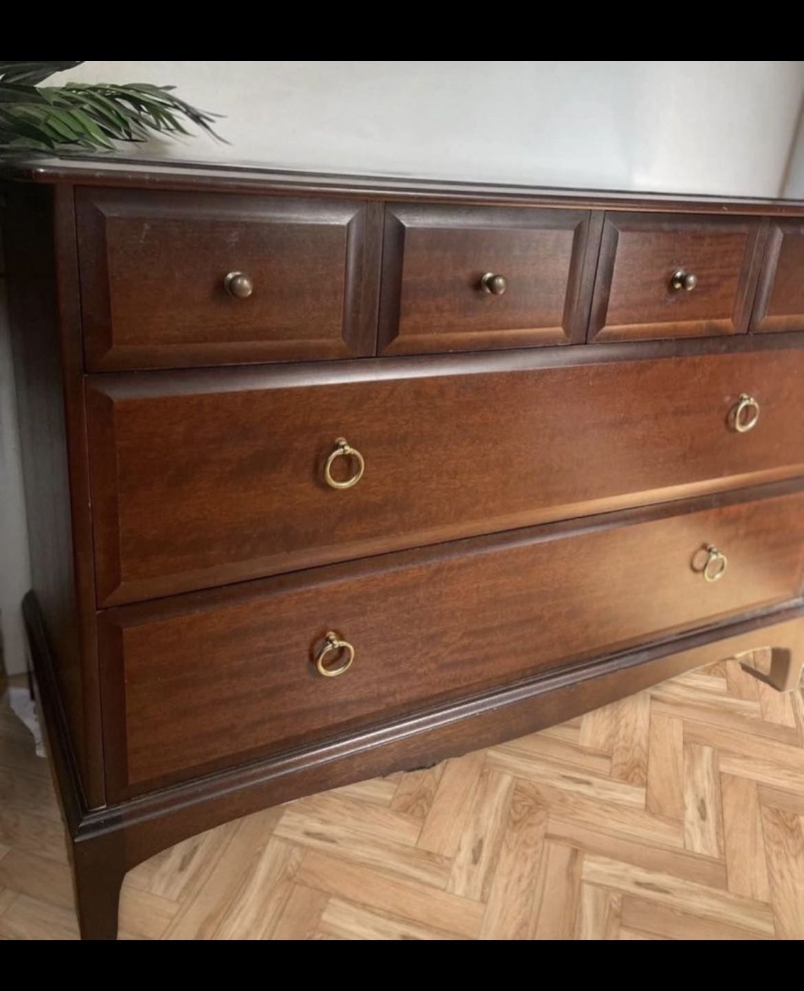 Stag Minstrel 6 Drawer Mahogany Low Wide Chest photo Furniture