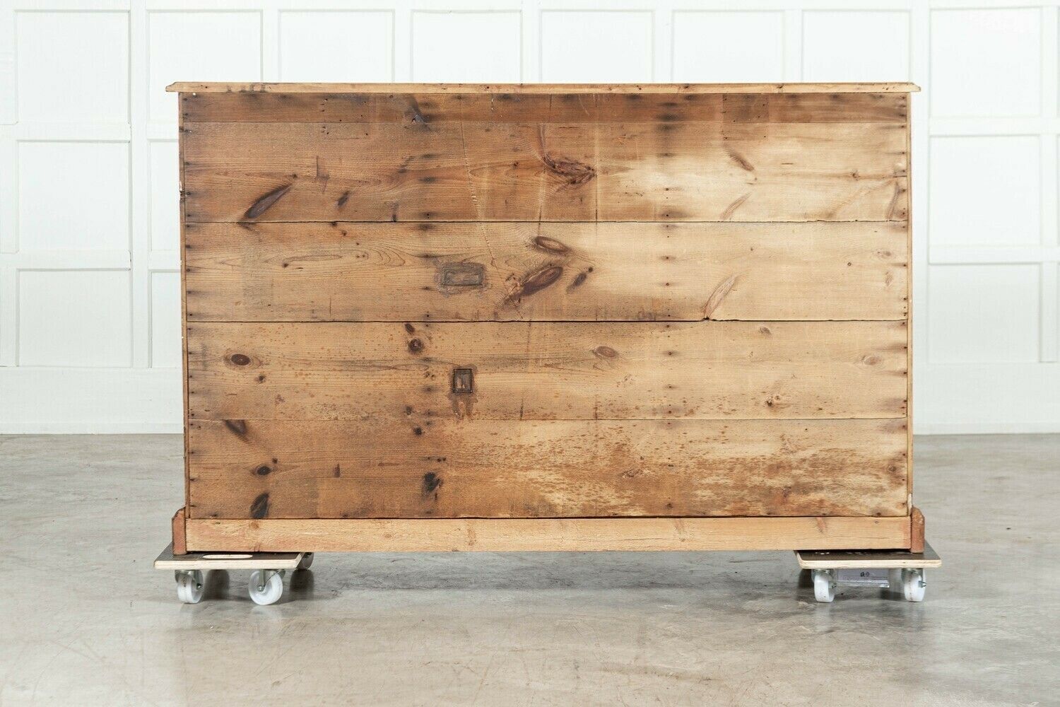 photo vinterior 19thc English Pine Bank Haberdashery Drawers / Counter
