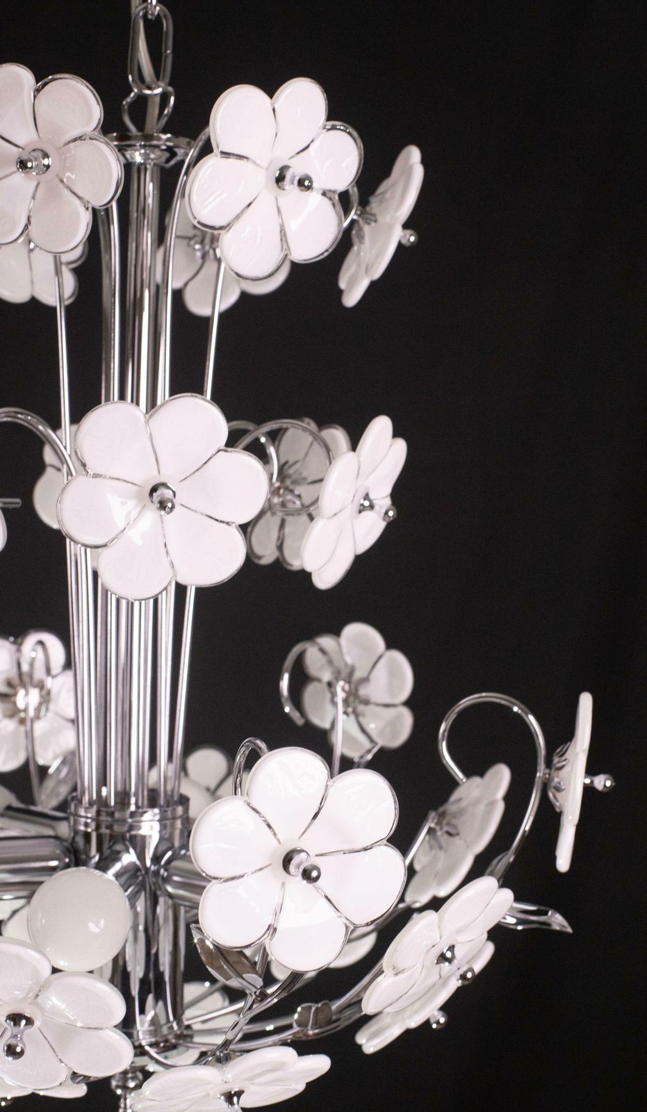 Spectacular Murano Chandelier Full Of White Flowers, New Bath Silver, 1980s £1,492.77 photo vintage