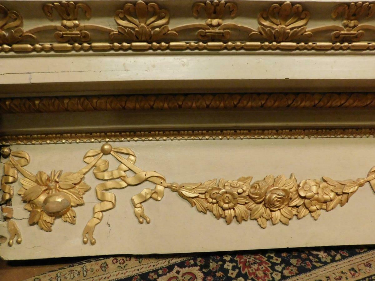 Antique Huge Painted, Gilded And Richly Carved Wooden Portal, Naples (Italy) photo vinterior