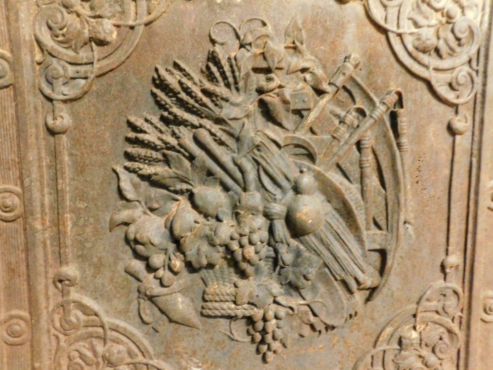 Old Cast Iron Fireplace Backplate, Richly Carved, Italy photo Home Fixtures
