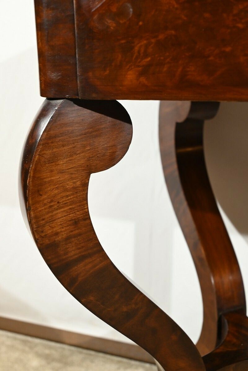 photo vintage Burl Mahogany Dressing Table, Restoration Period – Early 19th Century