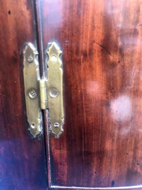 photo furniture Bow Fronted Georgian Mahogany Corner Cupboard