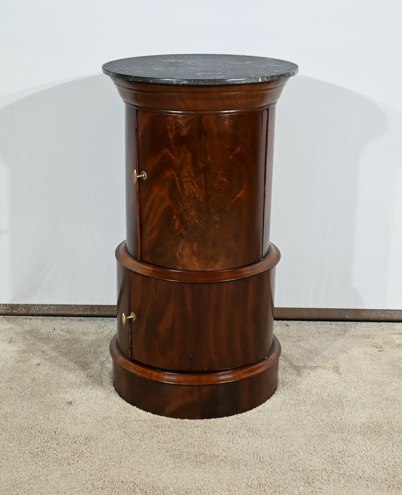 Rare Somno With Two Doors In Burl Mahogany, Empire Period – Early 19th Century