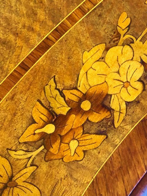 photo furniture 19th Century French Inlaid Ladies Desk