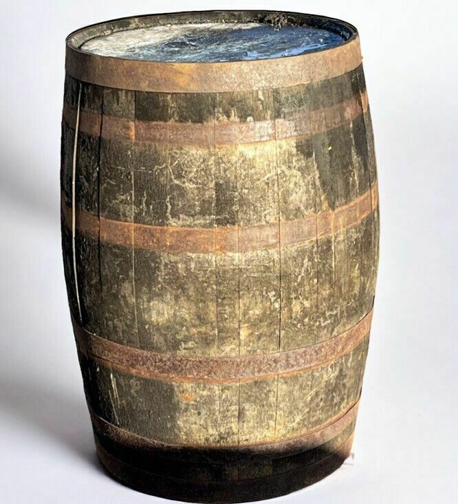 Oak Beer / Whisky Barrels. Full Size, Make Great Home Bar Tables