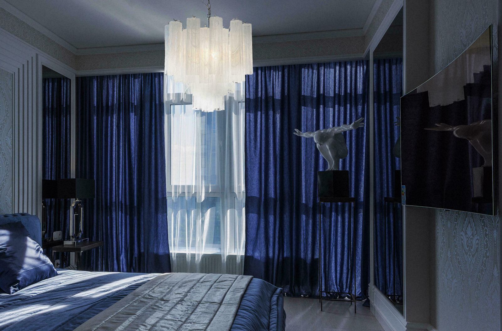 899.0 Amazing Glass Tube Chandelier   36 Alabaster White Glasses photo