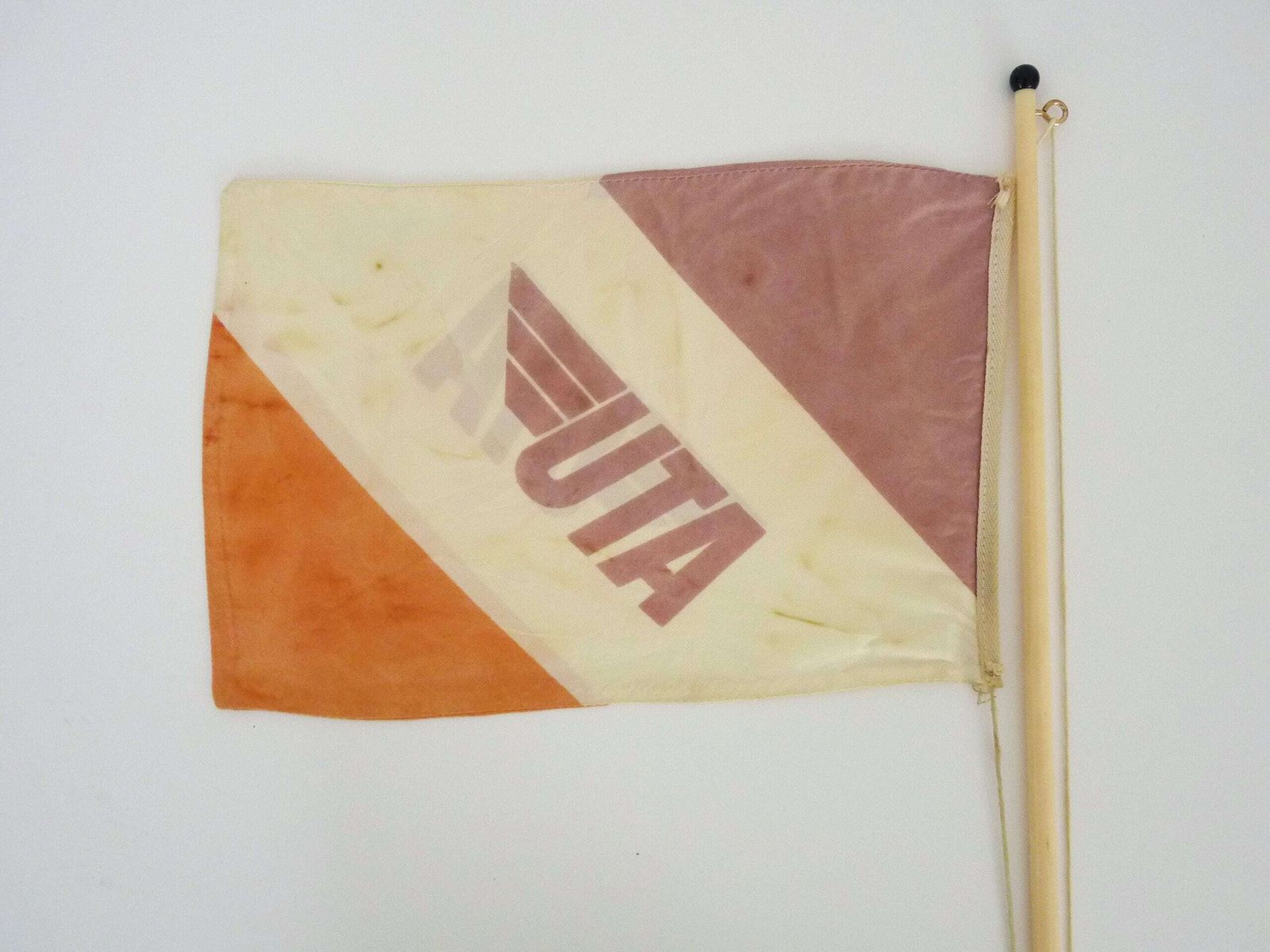 Rare Flag Pennant Uta Airline Counter Flag photo 115.0