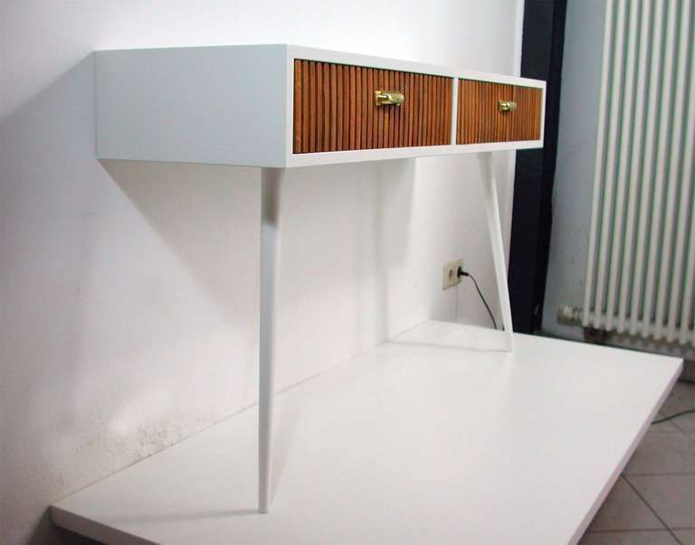 Midcentury Italian Oak And White Lacquered Chest Of Drawers, 1950s photo vinterior