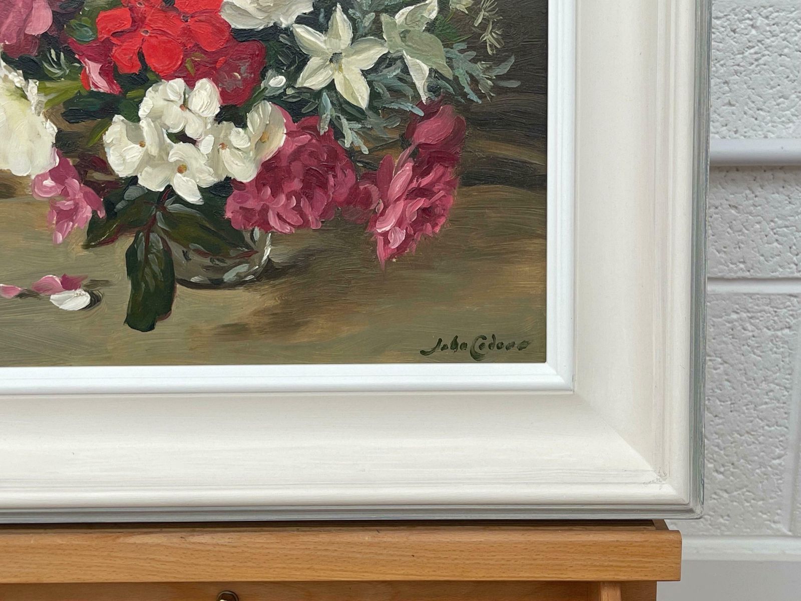 John Whitlock Codner Rwa Still Life Painting Of Red Pink & White Flowers By 20th Century British Artist  1985 photo vinterior