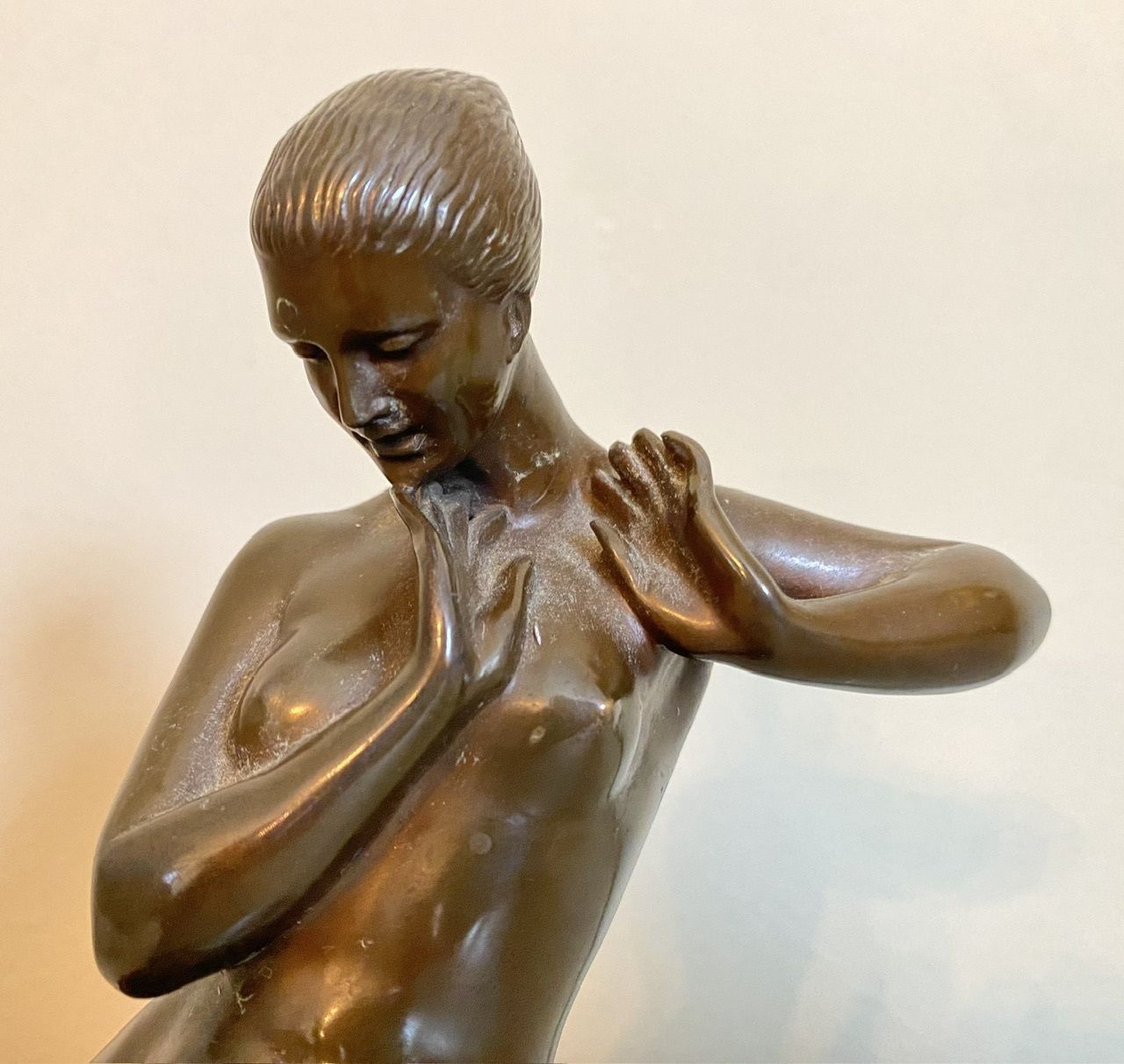 Art Deco Bronze By C Neuhaus, 1920s photo vinterior