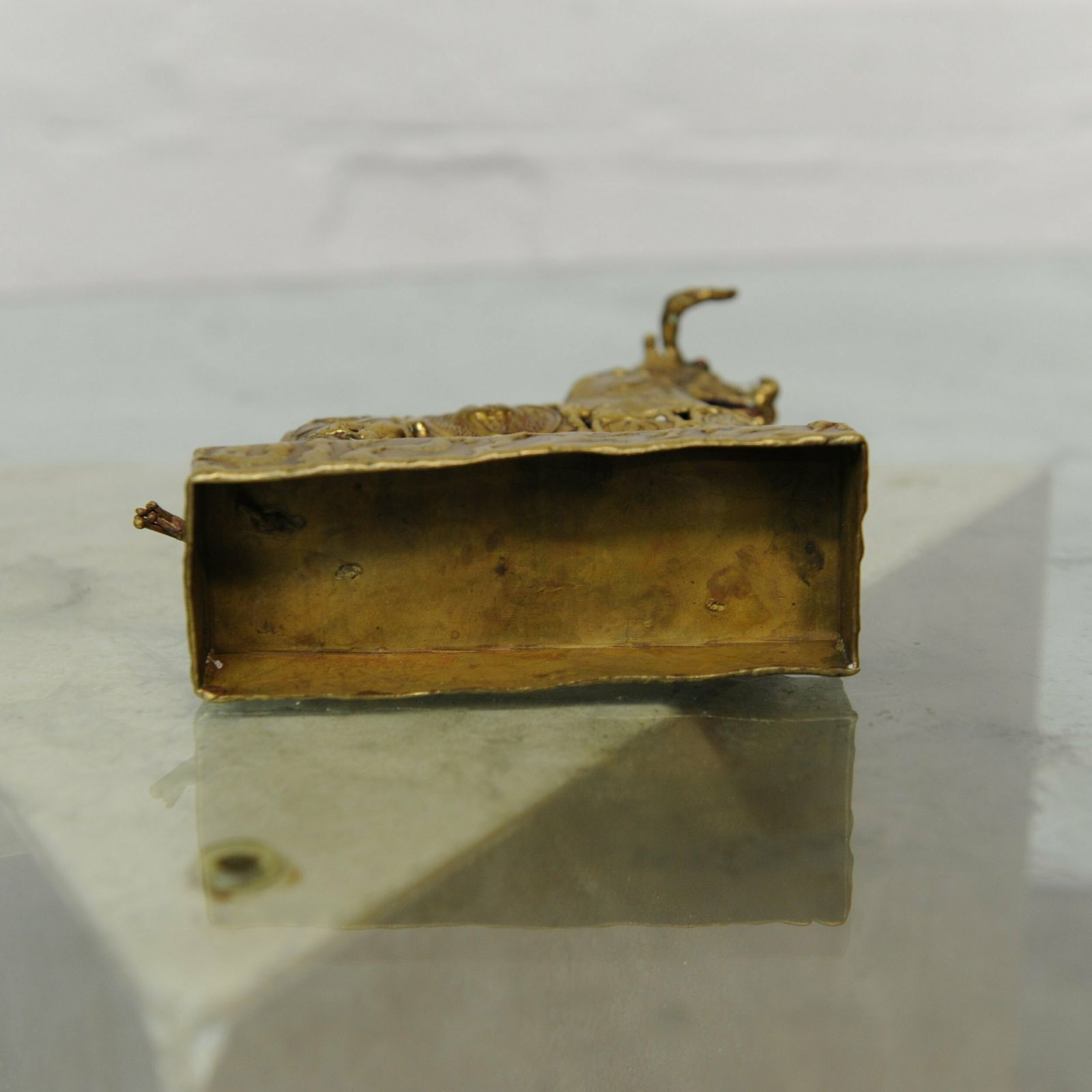 Brutalist Metal Sculpture Of A Brass Bull By Pal Kepenyes, 1970s photo vinterior