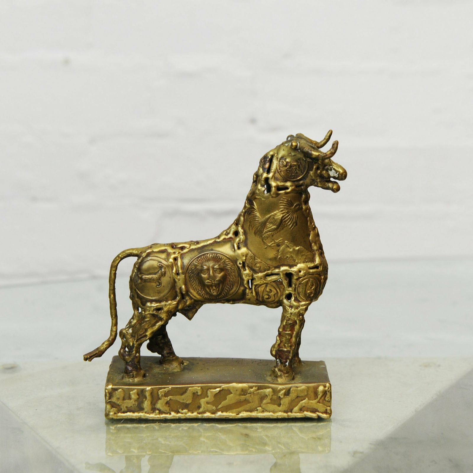photo furniture Brutalist Metal Sculpture Of A Brass Bull By Pal Kepenyes, 1970s
