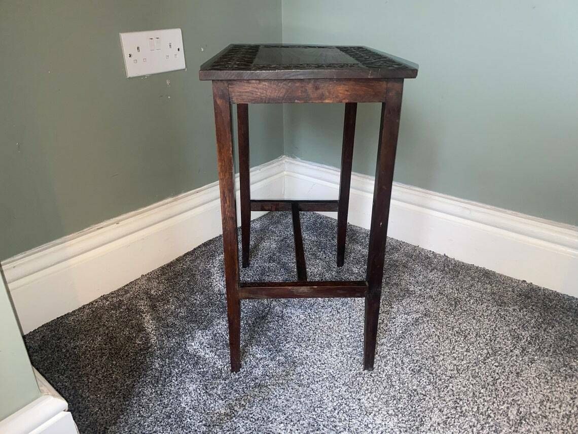 Antique Vintage Carved Top Plant Stand, Side Table, Coffee Table, Occasional Table photo vinterior
