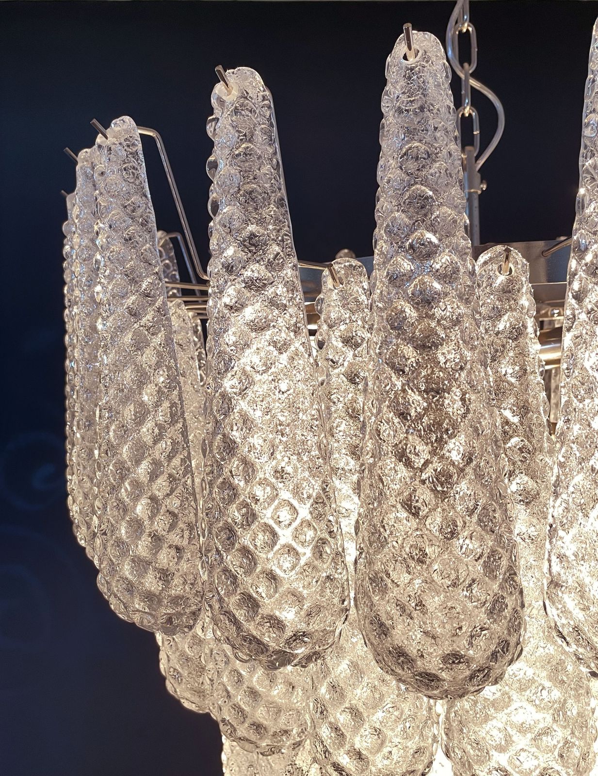 Huge Italian Vintage Murano Glass Chandelier   75 Glass Petals Drop photo Lighting