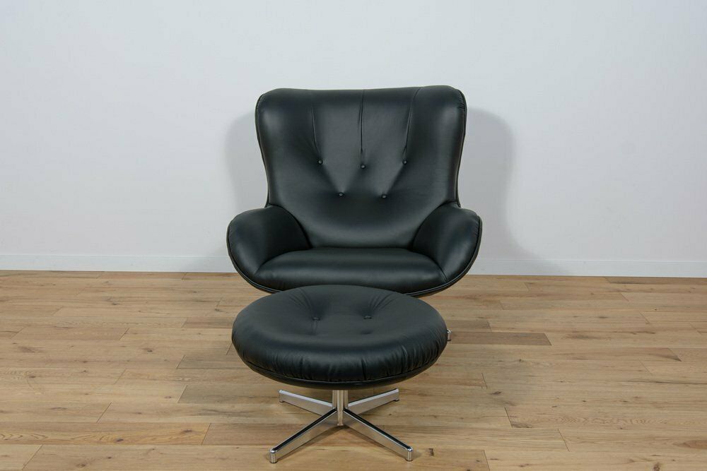Mid Century Ml 214 Lounge Chair With Ottoman By Illum Wikkelsø For Mikael Laursen, 1960s, Set Of 2