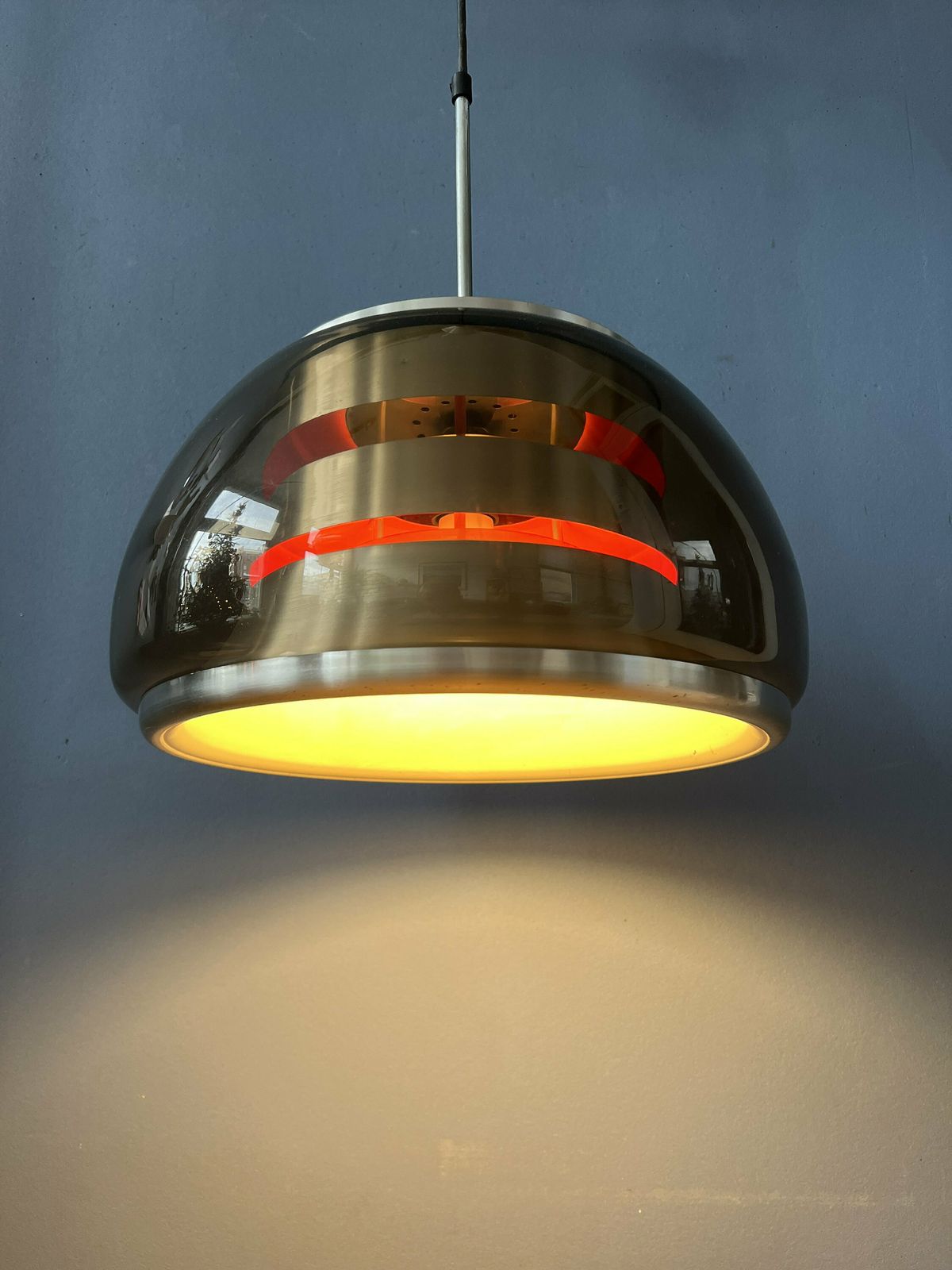 Mid Century Space Age Hanglamp Met Rookglas Kap photo furniture