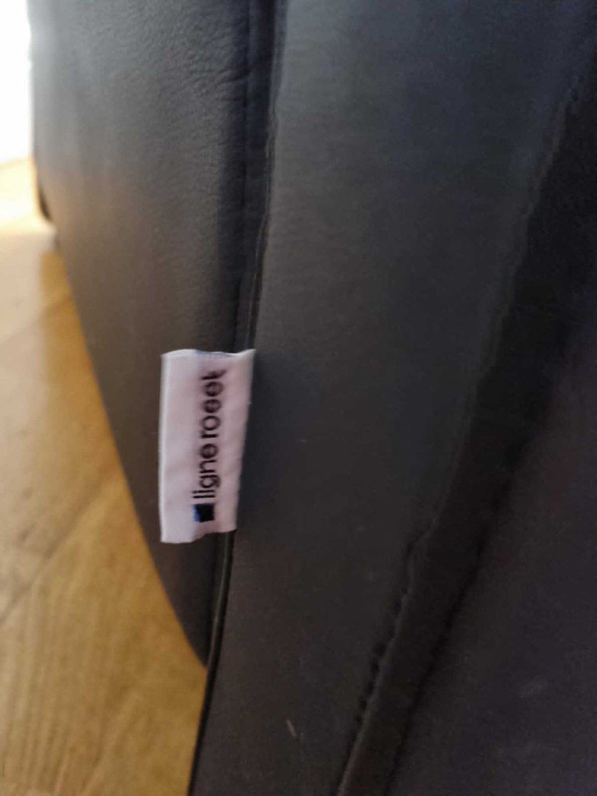 Linge Roset Petite Siete Black Leather  Manual Recliner Iconic Designer  Armchair photo Furniture