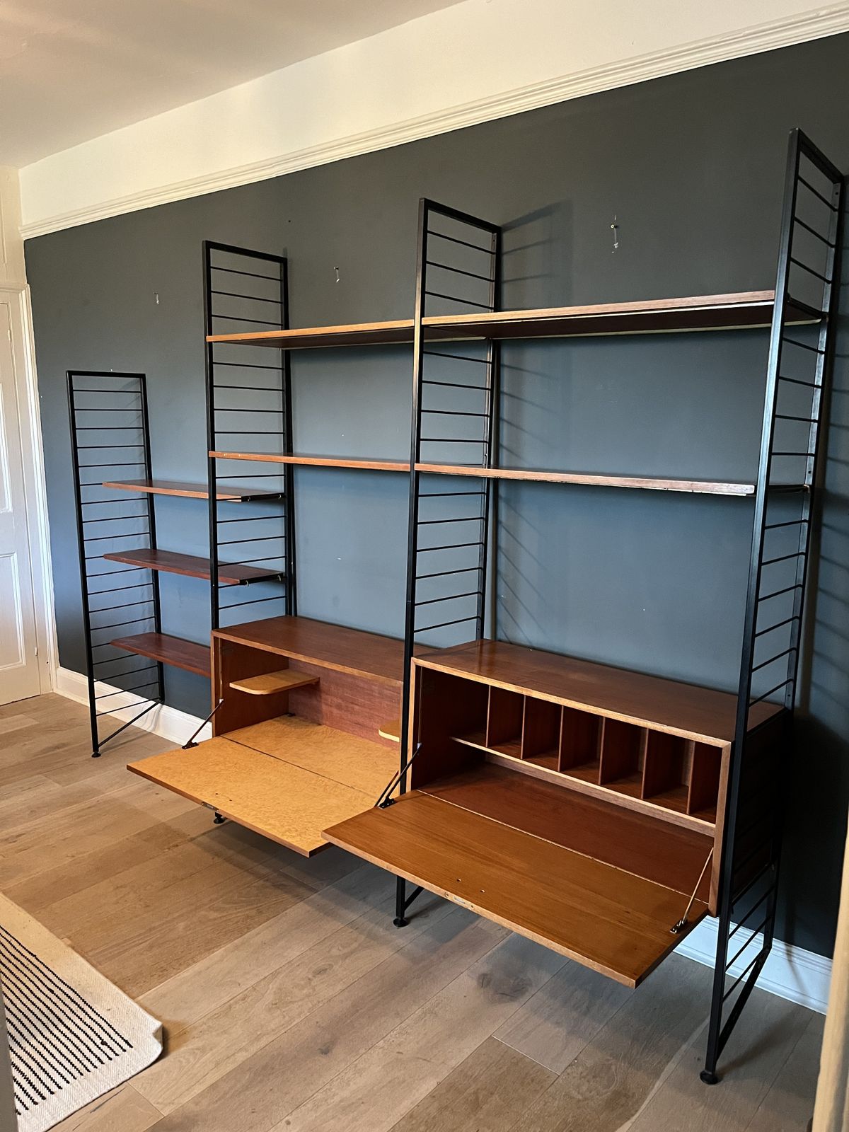Staples Ladderax, 2x Cabinets, 7x Shelves, 4 Ladders photo 1494.96
