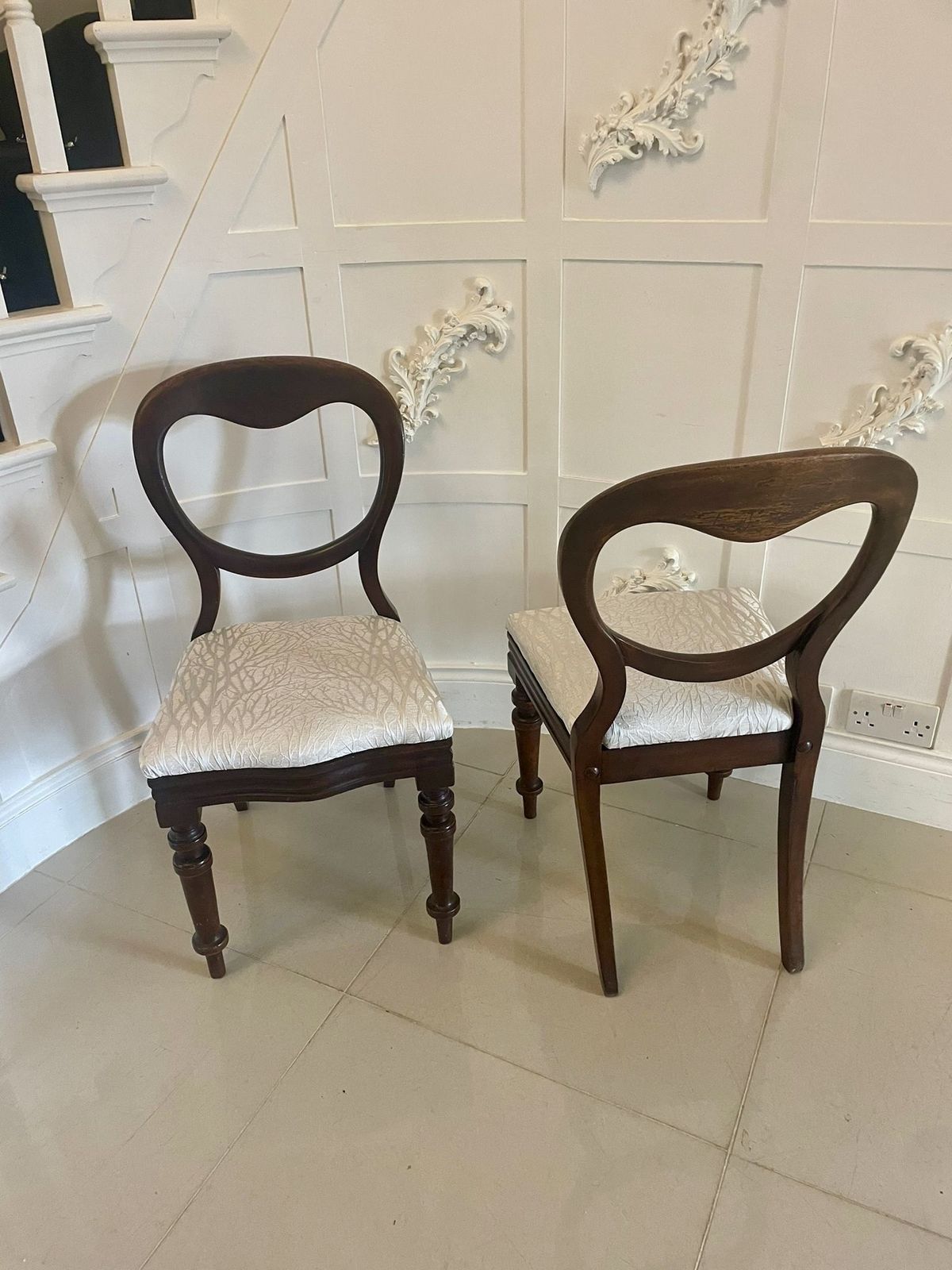 Pair Of Antique 19th Century Quality Mahogany Side Chairs photo vinterior