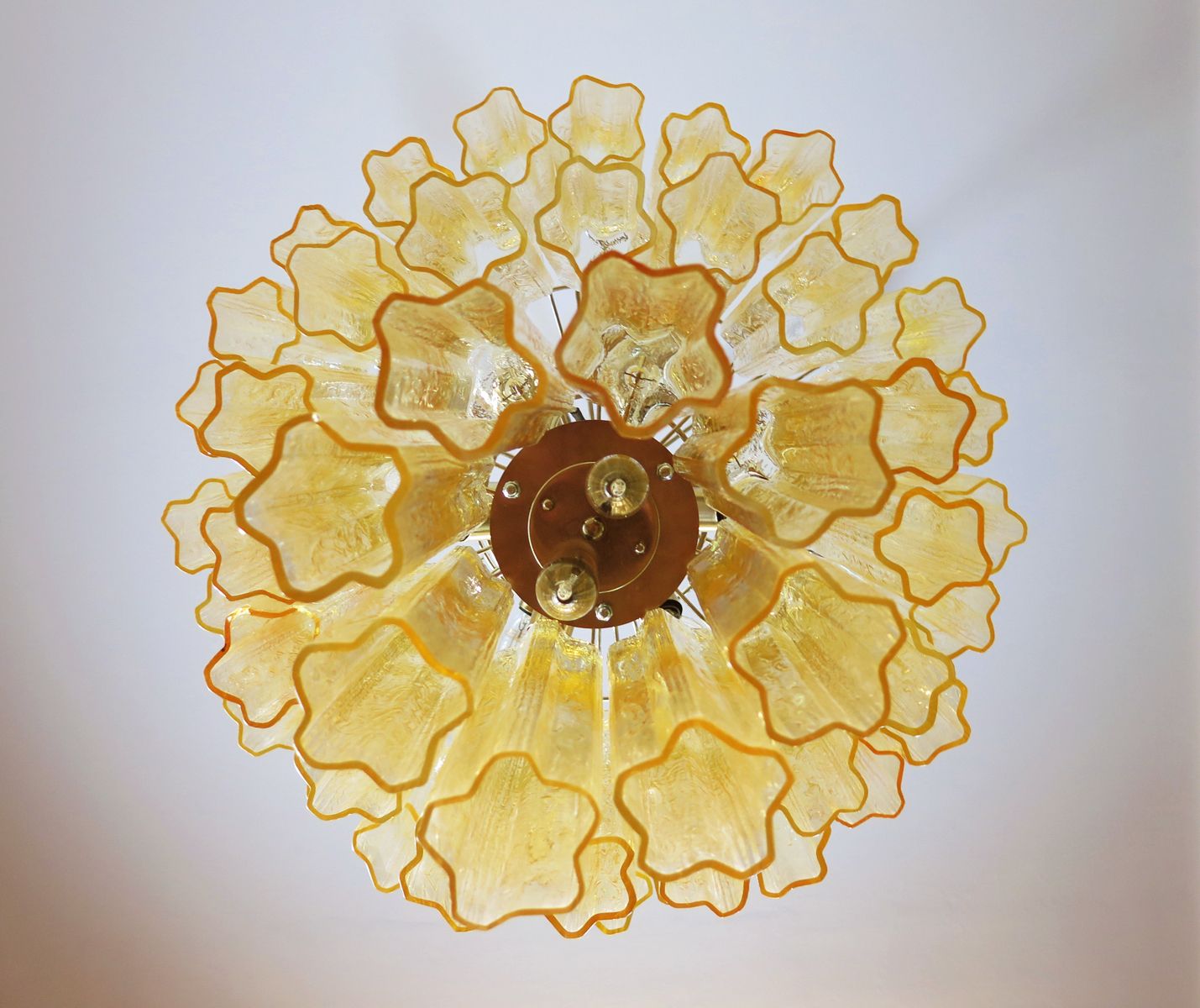 photo furniture Large Three Tier Venini Murano Glass Tube Chandelier   48 Glasses Clear Amber