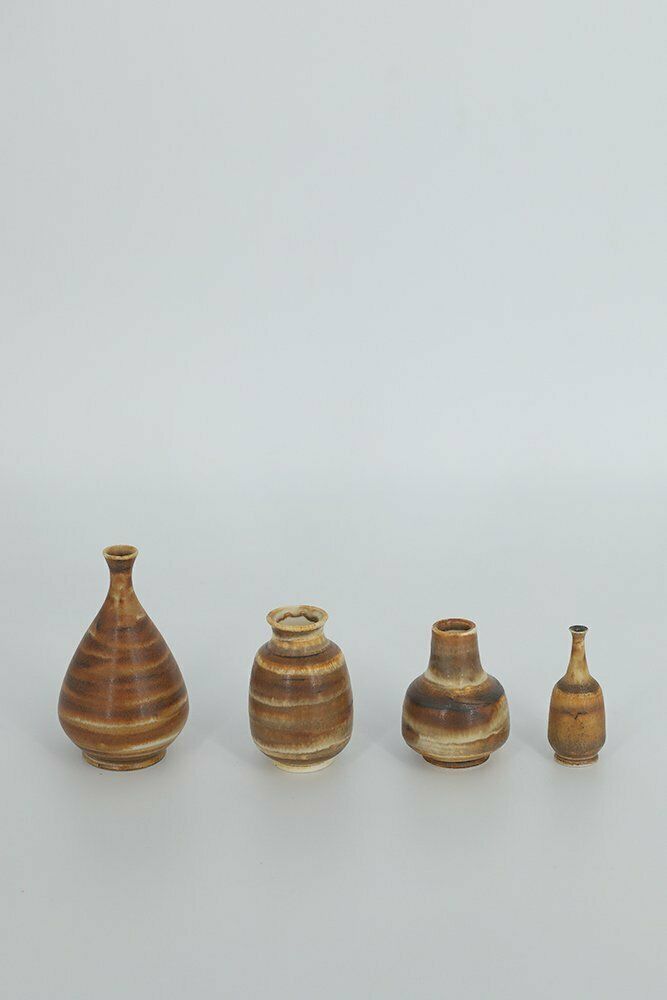 Kleine Mid Century Scandinavisch Moderne Vaasjes In Honingkleurig Steengoed Van Gunnar Borg Voor Höganäs Ceramics, Jaren 1960, Set Van 4 photo buy