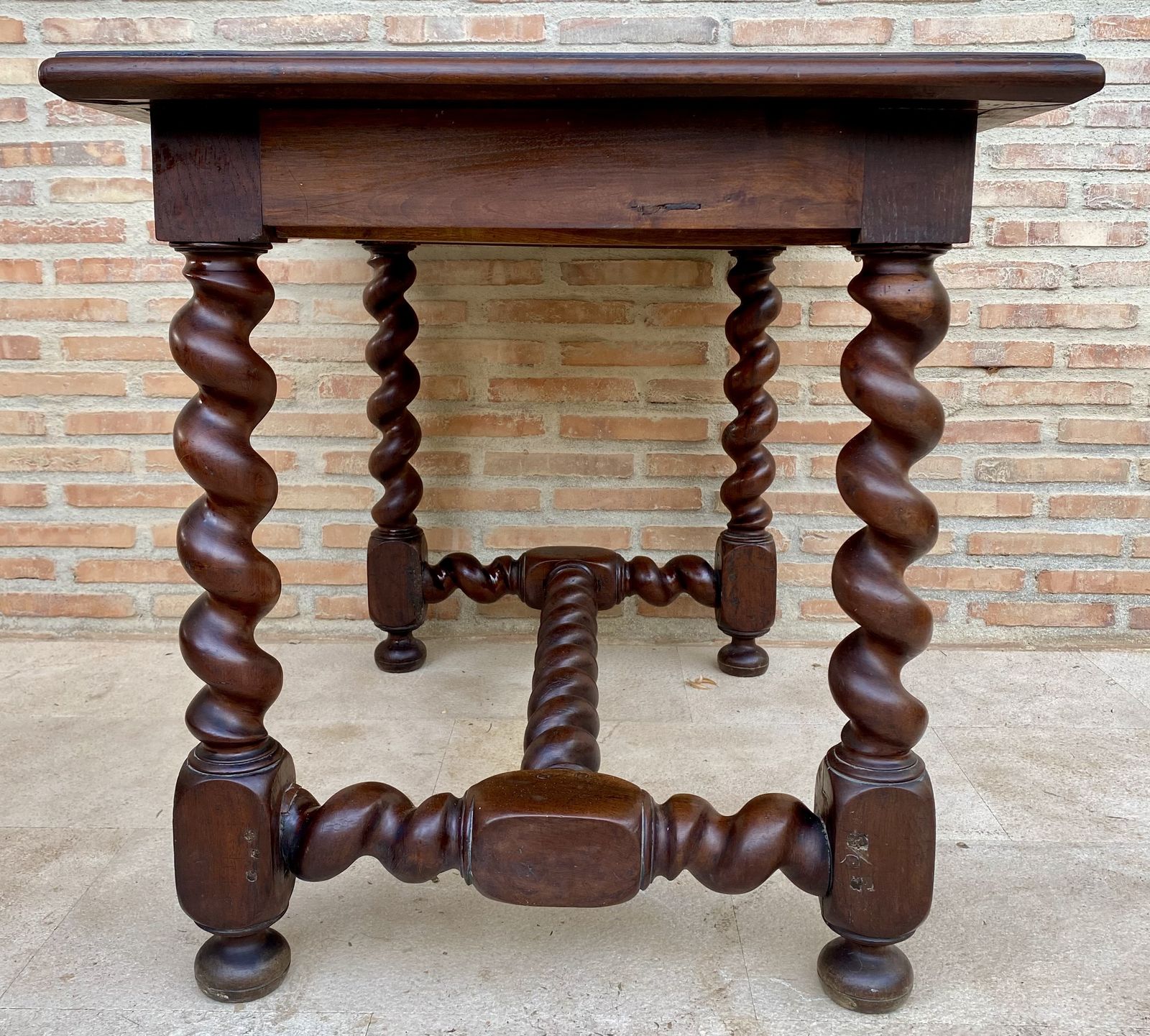 Furniture Early 19th Century French Walnut Work Table Or Desk With One Drawer photo
