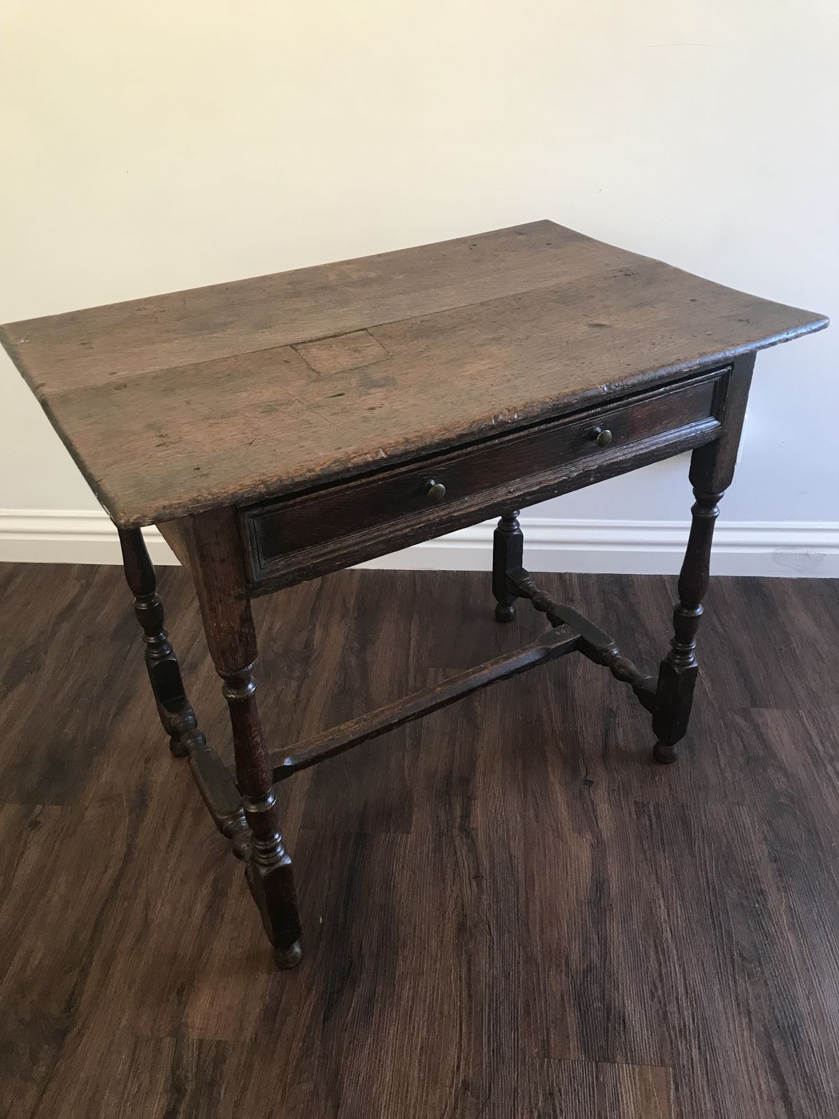 18th Century Oak Side Table ., 1700s