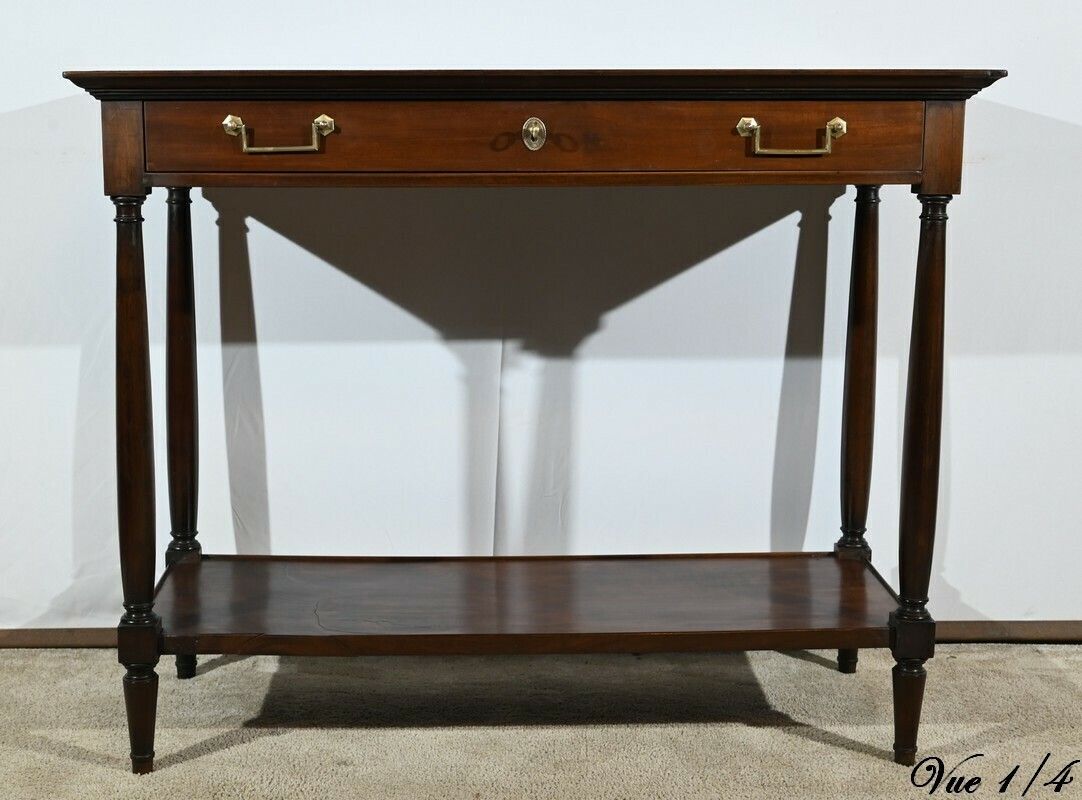 photo furniture Mahogany Console, Louis XVI – 18th Century