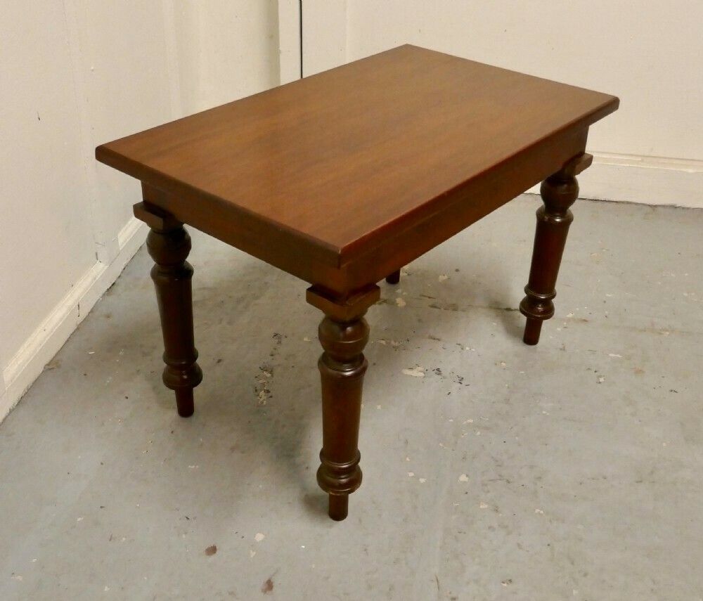 Small Victorian Occasional Or Lamp Table photo Furniture