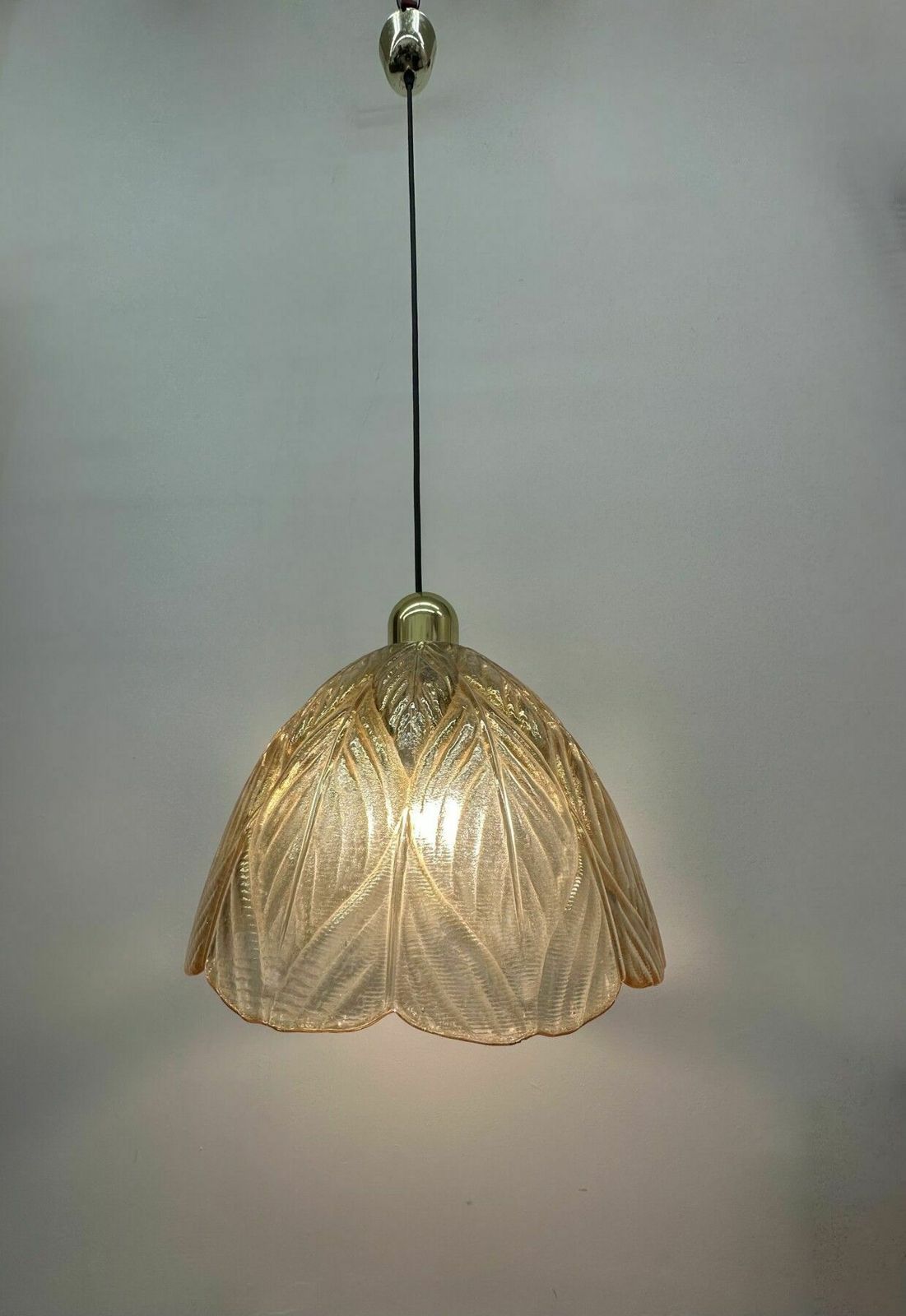 Peil & Putzer Glazen Bladlamp, Jaren 1970 photo furniture