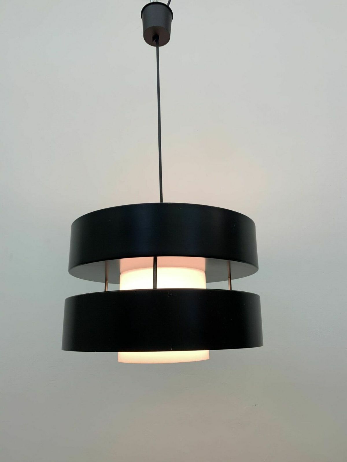 Zeldzame Hagoort 259 Minimalistische Design Hanglamp, Ca. Jaren 1960 photo vintage